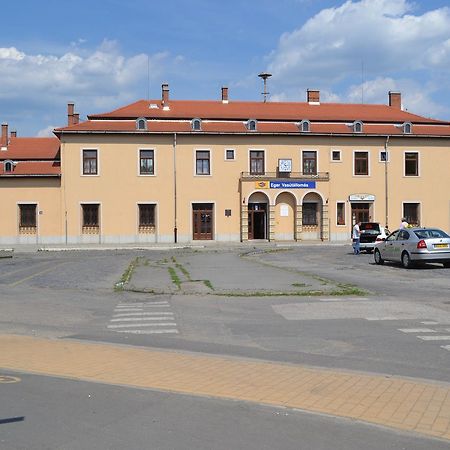 Lokomotiv Motel Erlau Exterior foto