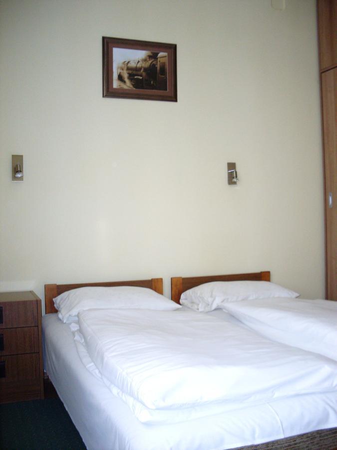 Lokomotiv Motel Erlau Exterior foto
